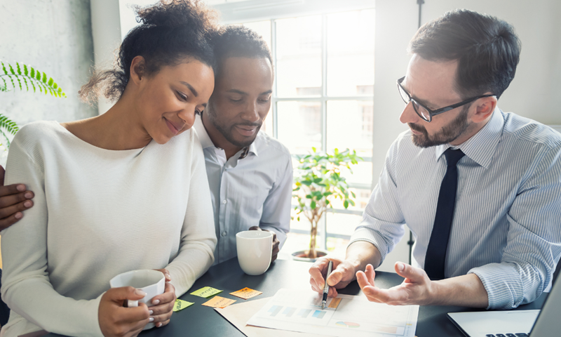 couple discussing options with credit union